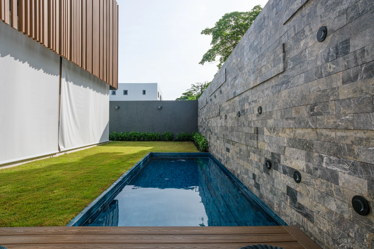 House 2 (3)