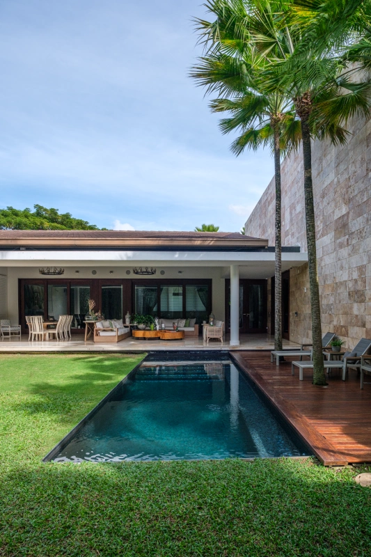 House 3 (3)