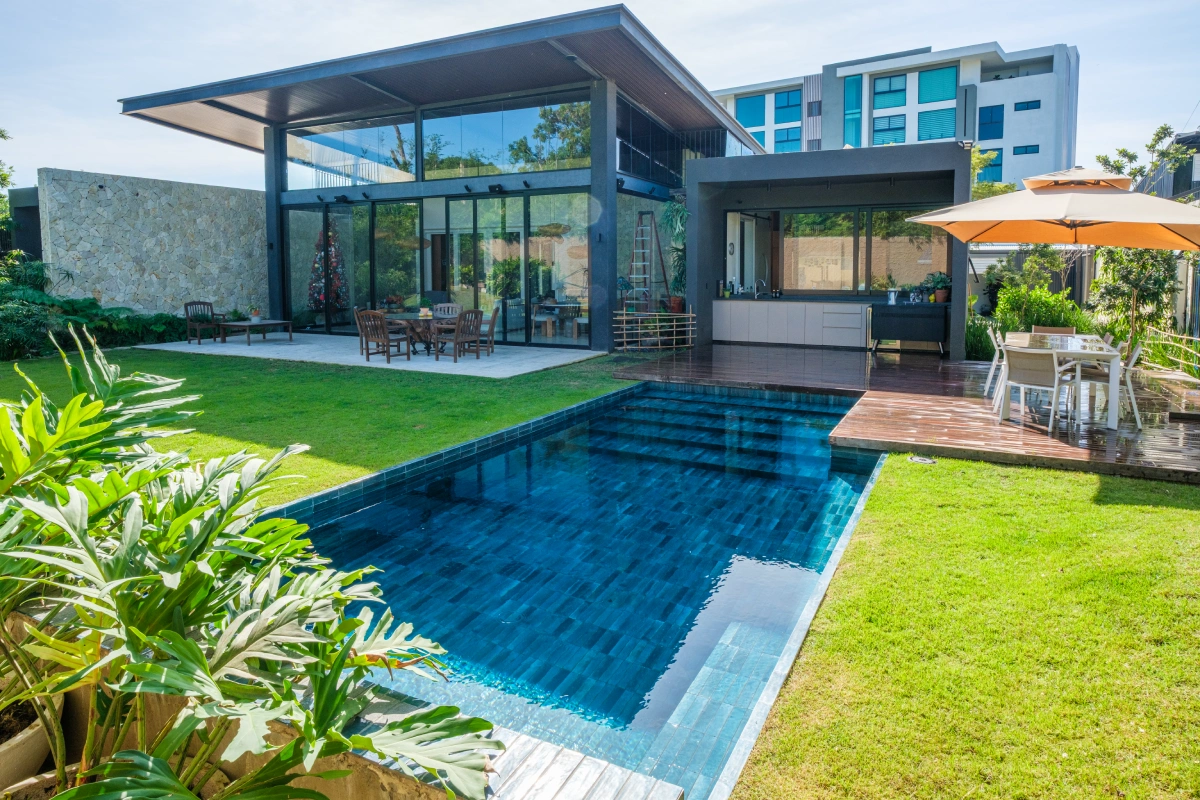 House 4
